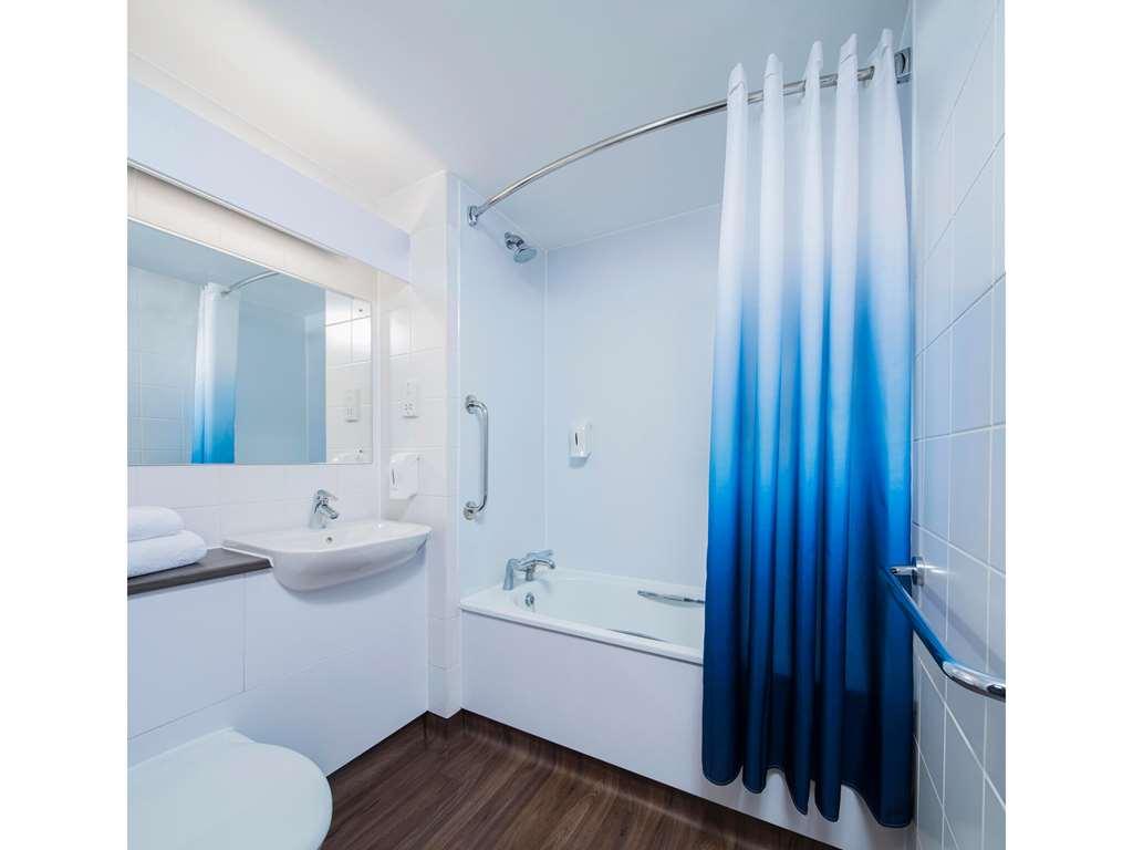 Travelodge Летергед Номер фото